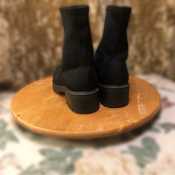 Vero Moda Slip-On Sock Boots - Picture 2 of 6